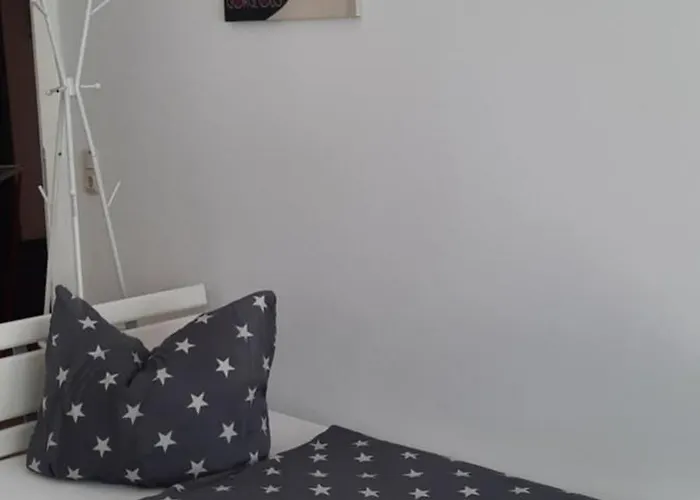 Apartment -fairmieten-leipzig De-preiswerte Nähe Bmw Für Monteure Messegäste-mockauer Str Leipzig