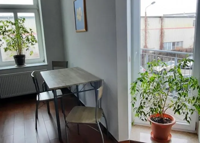 Apartment -fairmieten-leipzig De-preiswerte Nähe Bmw Für Monteure Messegäste-mockauer Str